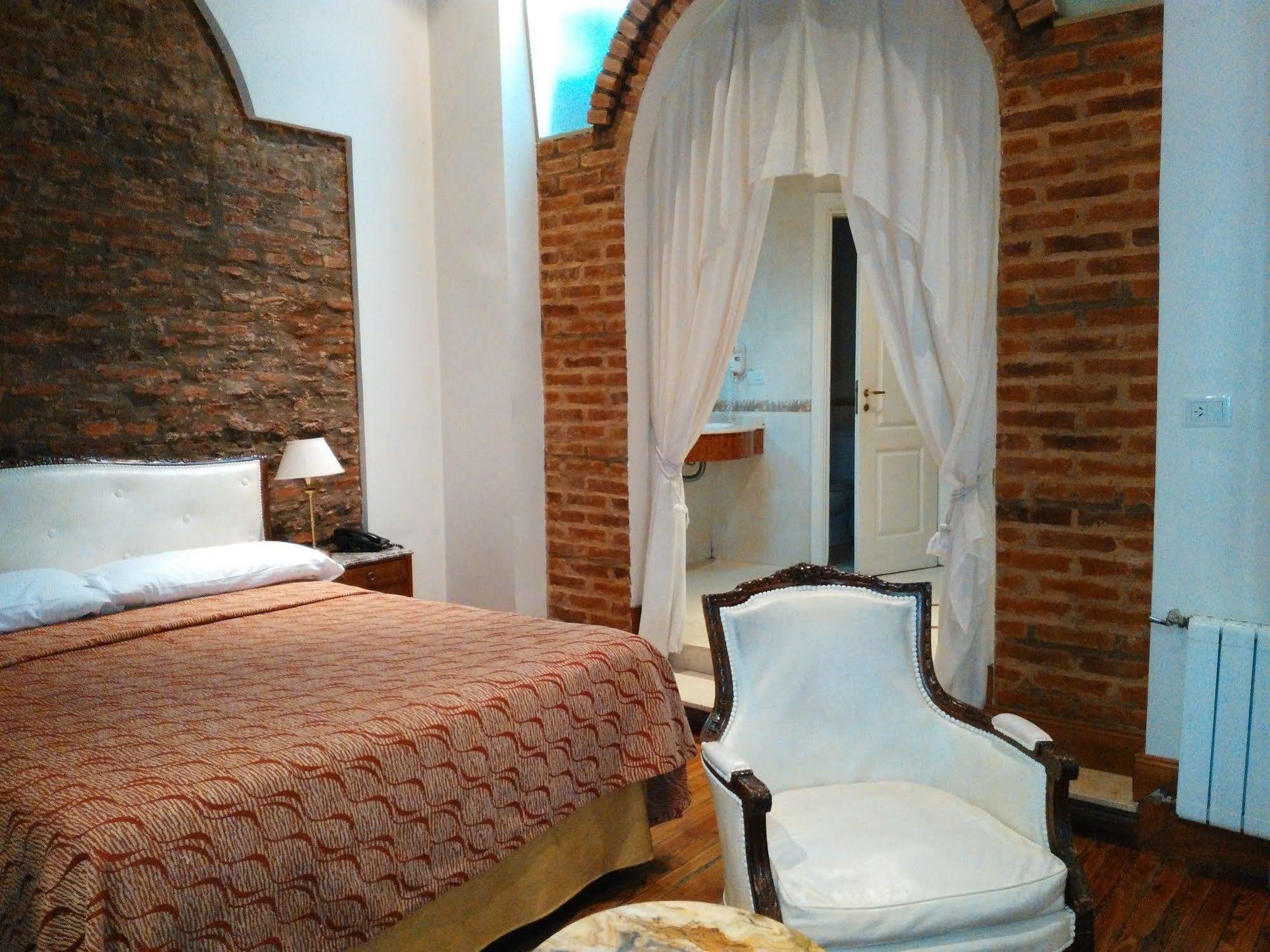 Hotel A&B Internacional Buenos Aires Esterno foto